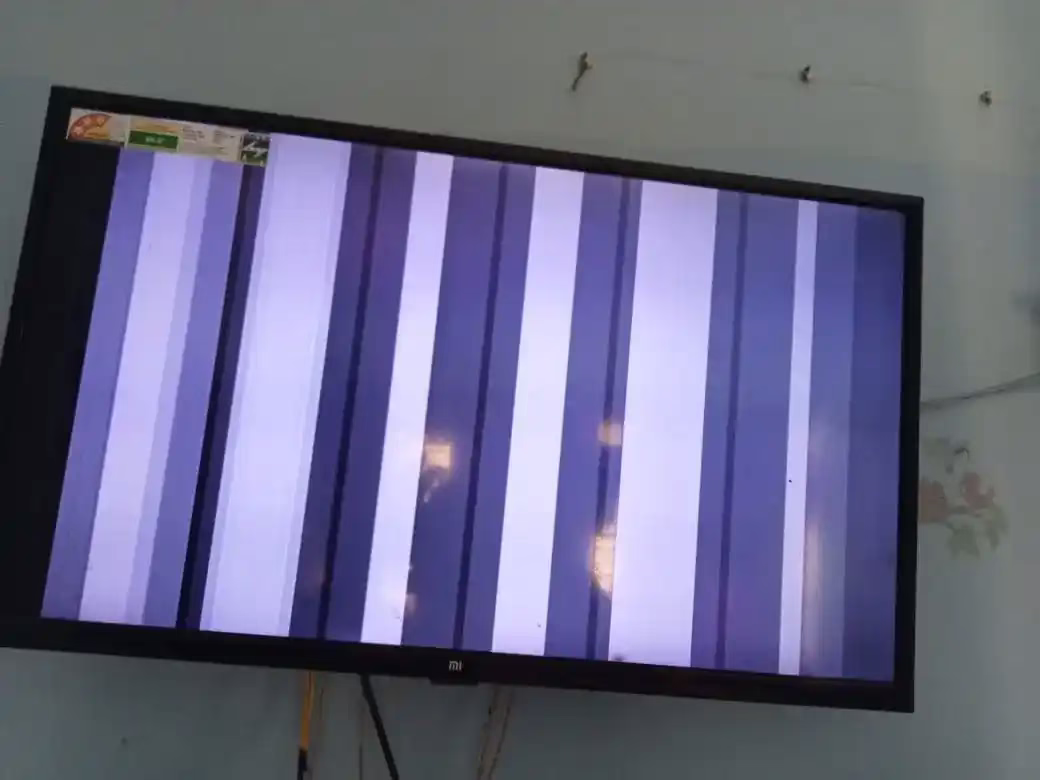 vertical bars on tv screen